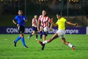 Albirroja Femenina Sub 17: Goleada y sin Mundial - Fútbol - ABC Color