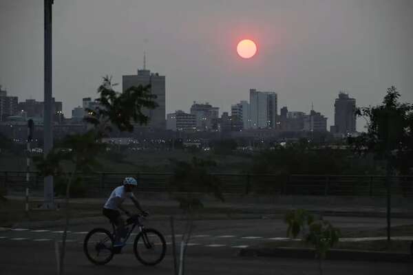 ¿Ciclistas pueden circular por la avenida de la Costanera? - Nacionales - ABC Color