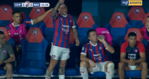 Versus / El disgusto de Iturbe con Manolo Jiménez por el cambio ante Nacional