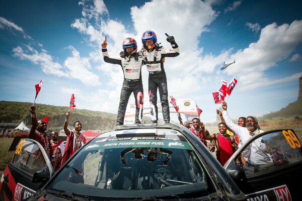 Versus / Kalle Rovanperä, rey de las llanuras, se impone en el Safari Rallye