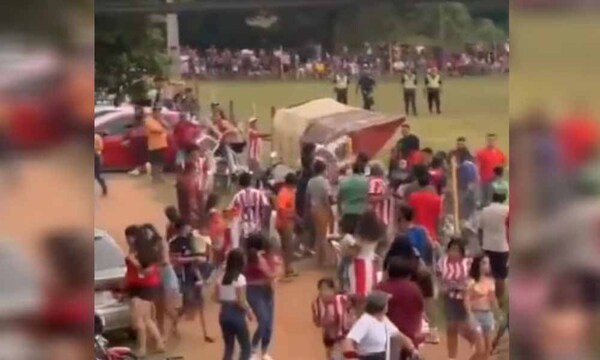 Ordenan arresto de árbitro: jugador sufrió convulsiones tras agresión – Prensa 5