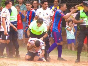 Luque: Fiscalía investiga agresión de juez de línea en partido de fútbol · Radio Monumental 1080 AM