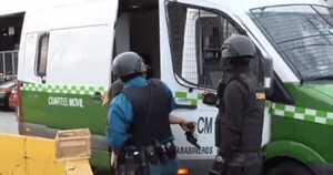 Estupor en Chile: una mujer le quita el arma a un guardia y balea a dos personas - .::Agencia IP::.