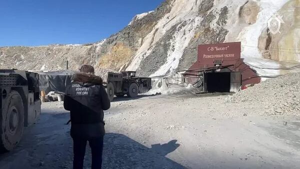 Rusia suspende la operación de rescate para salvar a 13 mineros atrapados - Mundo - ABC Color