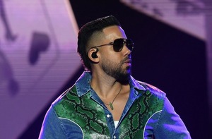Romeo Santos niega estar hospitalizado por paro cardiaco - trece
