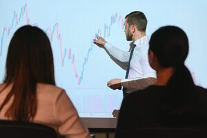 Realizarán foro económico sobre utilización de herramientas para análisis financiero - MarketData
