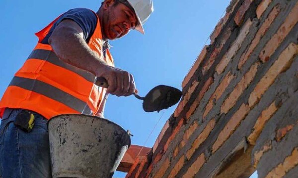 Construcción de viviendas da mano de obra a unas 170.000 personas en el país – Prensa 5