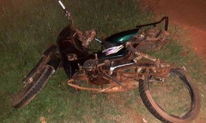 Motociclista falleció tras ser embestido por un automóvil en Coronel Oviedo – Prensa 5