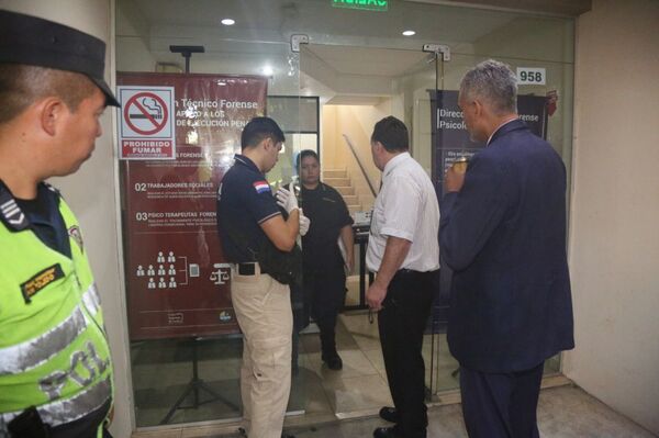 Investigan hurto en oficinas de la Dirección Técnica Forense
