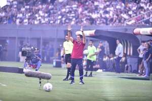Nacional presentó a Bernay - Fútbol - ABC Color