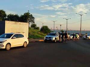 Lento “operativo retorno” en el puente internacional - Nacionales - ABC Color