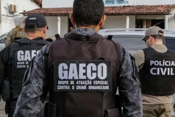 Policías flagrados en la operación "NIEVE" que hacían flete de cocaína son retirados