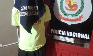 Detienen a sujeto que violentó a su familia y generó destrozos en la casa