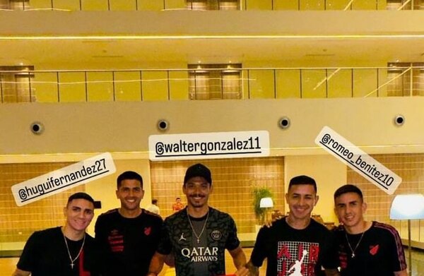 Mateo Gamarra visitó a sus amigos y les trajo un regalo especial a todos