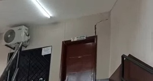 Cierran pabellón de emblemática escuela de Ciudad del Este por riesgo de derrumbe - ADN Digital