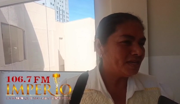 Padres reclaman falta de rubros en dos cursos de la Escuela Santo Domingo Savio - Radio Imperio 106.7 FM