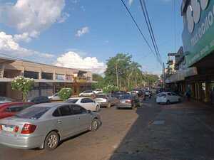 Operativo retorno: Volvieron las largas filas para cruzar a Posadas tras la Semana Santa