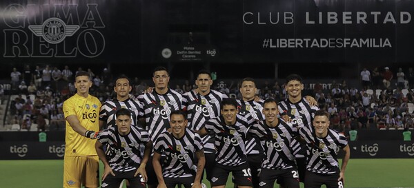 Ariel Galeano presentó la lista de convocados para el duelo ante Nacional de Montevideo
