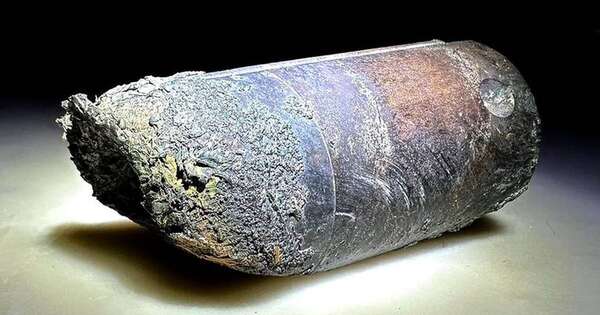 Diario HOY | NASA recoge objeto que cayó del cielo y se estrelló en una casa en EEUU