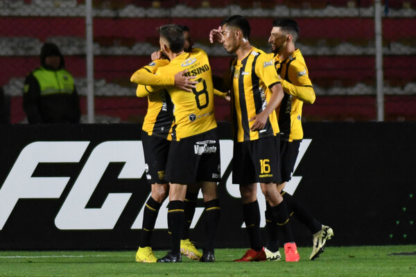 Versus / Sin Mathías Villasanti, Gremio cae ante The Strongest en la altura de La Paz