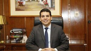 Designan a Holger Insfrán como nuevo Superintendente de Bancos