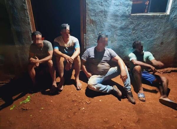 Siete detenidos tras asalto y robo de cajero automático en Itapúa - ADN Digital