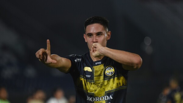 Trinidense se estrena ante el Fortaleza