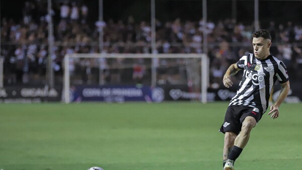 Debut ante un rival directo