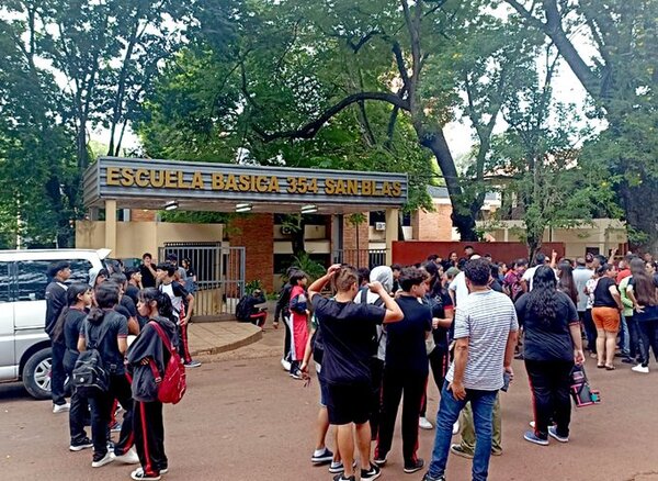 CDE: Escuela Guasu en paro de actividades por temor a derrumbe de un pabellón