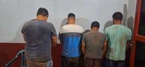 Identifican a los siete detenidos por el robo al cajero del Banco Nacional de Fomento en Yatytay - Policiales - ABC Color