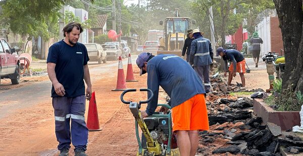 Essap inicia cambio de dos kilómetros de tuberías en dos barrios de Asunción - .::Agencia IP::.
