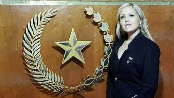 Jueza destituida sigue en el cargo y cobrando salario, denuncian