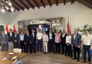 Patria Querida cuestiona “dependencia” de Peña al Comando de HC