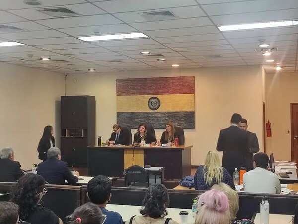 Colorado Róga: Fiscalía no describe supuesta conducta de los acusados, dice defensor - Nacionales - ABC Color