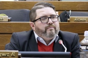 Clyfsa bajo la lupa por pagar “40% menos” por energía