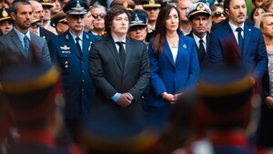 Milei repite reclamo por Malvinas e insta a respetar a FFAA