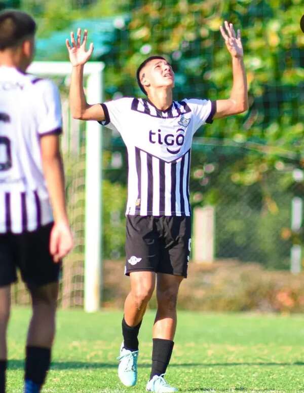 Sub 15: Libertad goleó y sigue firme en la cima - Fútbol - ABC Color