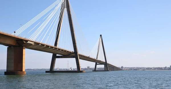 La Nación / Compradores argentinos: más de 54 mil vehículos ingresaron a Encarnación el fin de semana