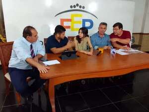 Hambre cero: secundarios y docentes del MEC se suman a protestas en rechazo del proyecto - Nacionales - ABC Color