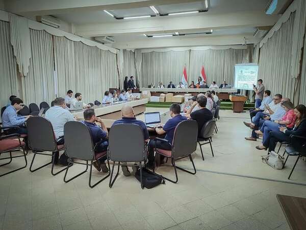 Primera licitación del MOPC en ocho meses: diez oferentes pugnan por “ruta de la soberanía” - Economía - ABC Color
