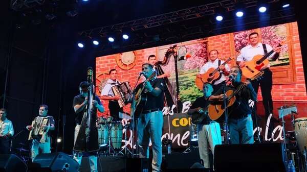 Video: magia y talento en la XI edición del Festival del Guayabo - Nacionales - ABC Color