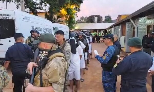 Expulsarán a miembros del PCC del país