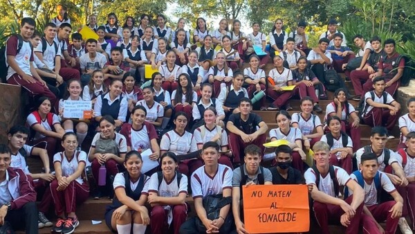 Senado define Hambre Cero en medio de dudas, críticas y protestas estudiantiles