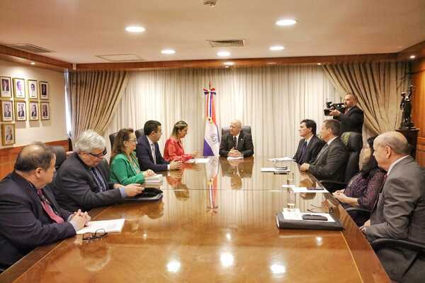 Acuerdan coordinación para fortalecer acciones en el ámbito laboral - .::Agencia IP::.
