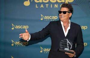 Carlos Vives recibió feliz en Miami el premio Fundadores otorgado por la ASCAP - Gente - ABC Color