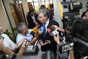 AUDIO: Devolución de fueros: Filizzola cuestiona que cartistas no hayan dejado a los senadores de la oposición participar del debate - ABC AM 730 - ABC Color