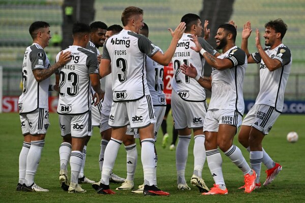 Versus / Atlético Mineiro golea a Caracas en su debut en la Copa Libertadores 2024