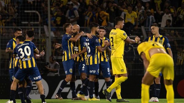 Rosario Central deja con las manos vacías a Peñarol