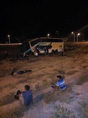 Accidente en el Chaco deja varios fallecidos y heridos de gravedad - trece