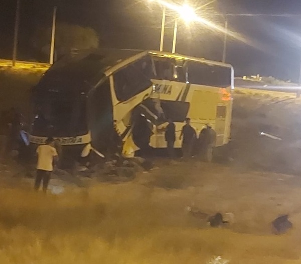Confirman fallecidos en bus de larga distancia en el Chaco - La Tribuna